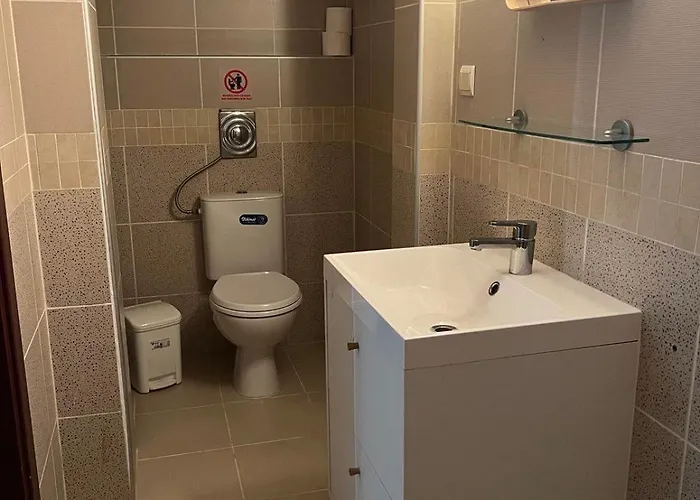 Apartamento Angel Steps From The Sea *